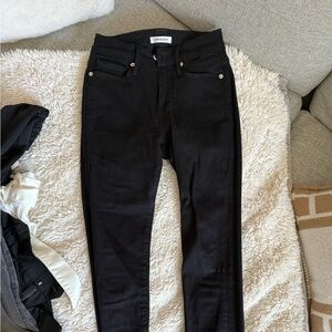 Good American Skinny jeans - worn 2 times maybe